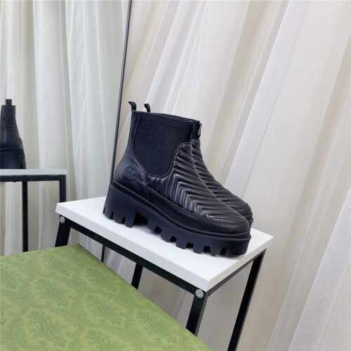 High Quality Luxury Gucci New Catwalk Short Boots alternate view