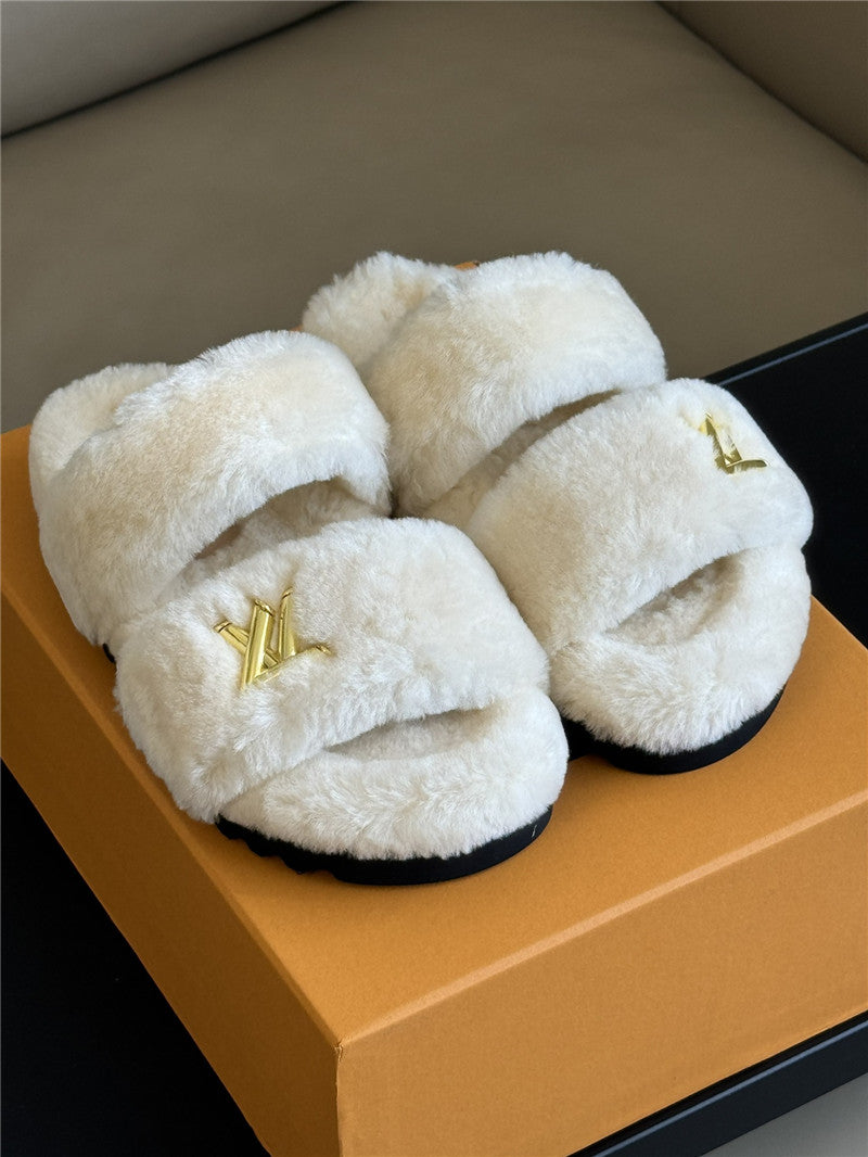 High Quality Luxury Louis Vuitton New Wool Slippers product detail