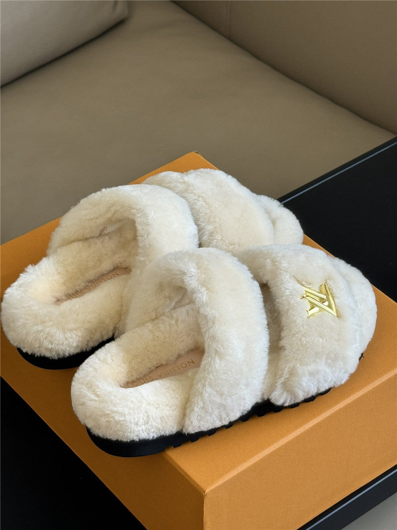 High Quality Luxury Louis Vuitton New Wool Slippers product detail