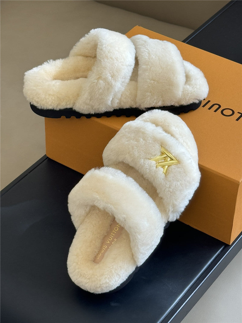 High Quality Luxury Louis Vuitton New Wool Slippers product detail