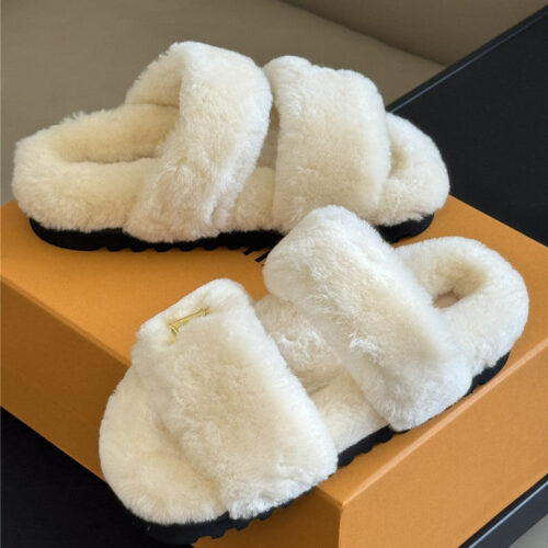 High Quality Luxury Louis Vuitton New Wool Slippers product detail