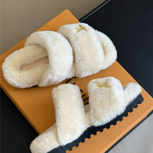 High Quality Luxury Louis Vuitton New Wool Slippers product detail