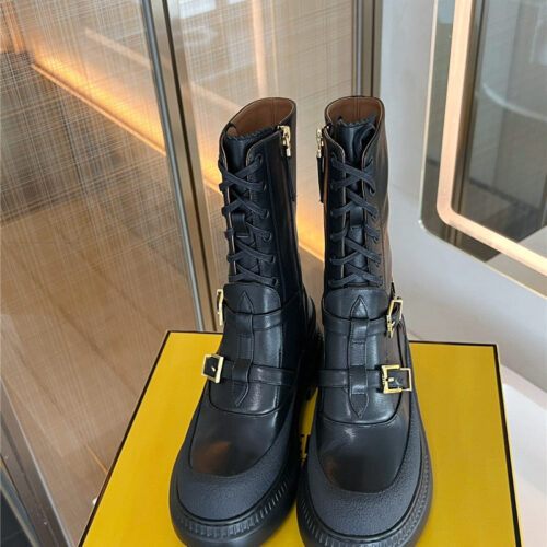 High Quality Luxury Fendi Delfina Round Toe Motorcycle Boots product detail