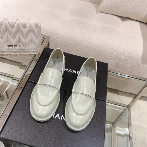 High Quality Luxury Chanel New Loafers – Style 82502 product detail
