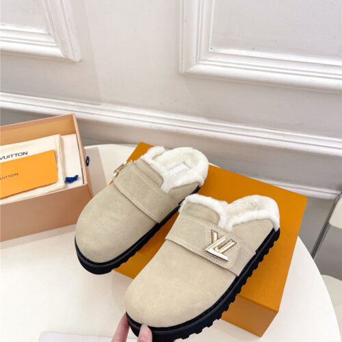High Quality Luxury Louis Vuitton Bread Mules Wool Slippers product detail