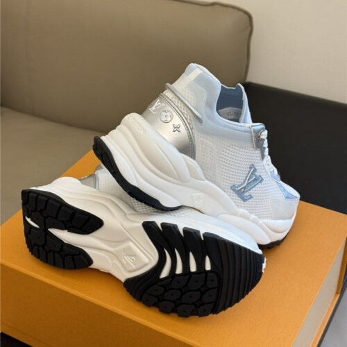 High Quality Luxury Louis Vuitton Classic Running Shoes – Style 74467 product detail