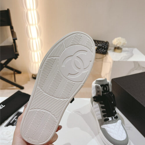 High Quality Luxury Chanel New All-Leather Color Diamond Skateboard Shoes – Style 78470 product detail