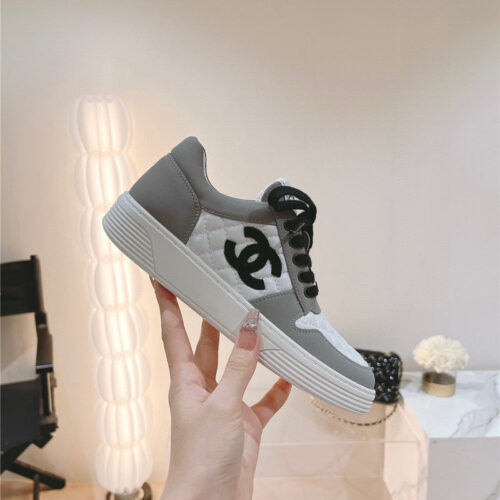 High Quality Luxury Chanel New All-Leather Color Diamond Skateboard Shoes product detail