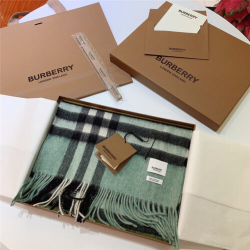 High Quality Luxury Burberry Classic Plaid Cashmere Scarf – Style 24625 product detail