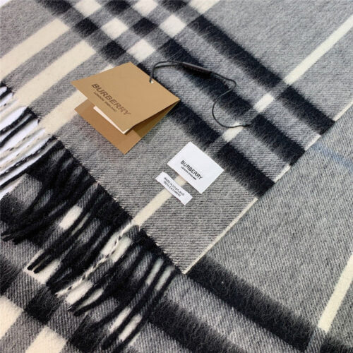 High Quality Luxury Burberry Classic Plaid Cashmere Scarf – Style 24629 product detail