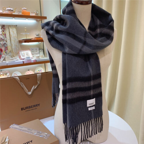 High Quality Luxury Burberry Classic Plaid Cashmere Scarf – Style 24637 product detail