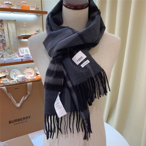 High Quality Luxury Burberry Classic Plaid Cashmere Scarf – Style 24637