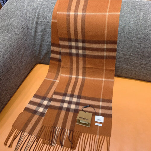 High Quality Luxury Burberry Classic Plaid Cashmere Scarf product detail