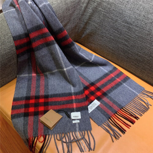 High Quality Luxury Burberry Classic Plaid Cashmere Scarf – Style 24640 product detail