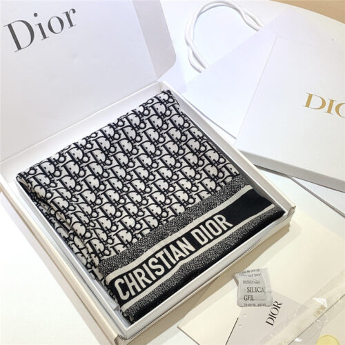 High Quality Luxury Dior Double-Sided Velvet Scarf In The Same Color – Style 25389 product detail
