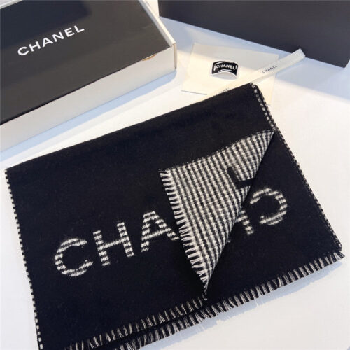 High Quality Luxury Chanel Houndstooth Scarf product detail