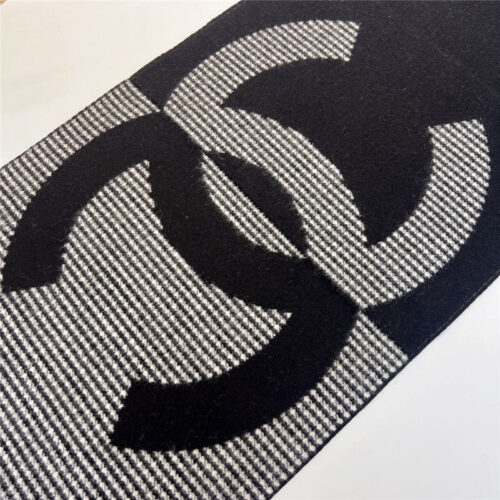 High Quality Luxury Chanel Houndstooth Scarf product detail