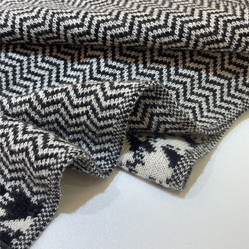 High Quality Luxury Chanel Double Sided Cashmere Scarf product detail