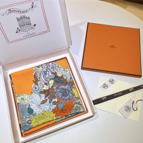 High Quality Luxury Hermes New “Qingyanghuayi” Orange Silk Scarf product detail