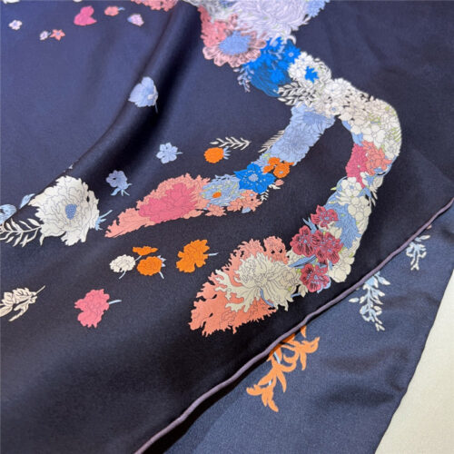 High Quality Luxury Hermes New “Qingyanghuayi” Navy Blue Silk Scarf product detail