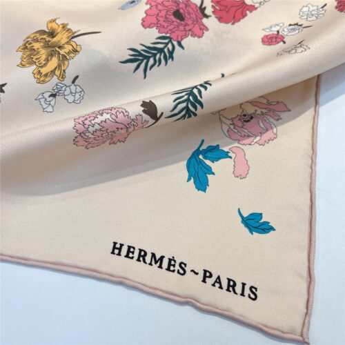 High Quality Luxury Hermes New “Qingyanghuayi” Apricot Color product detail