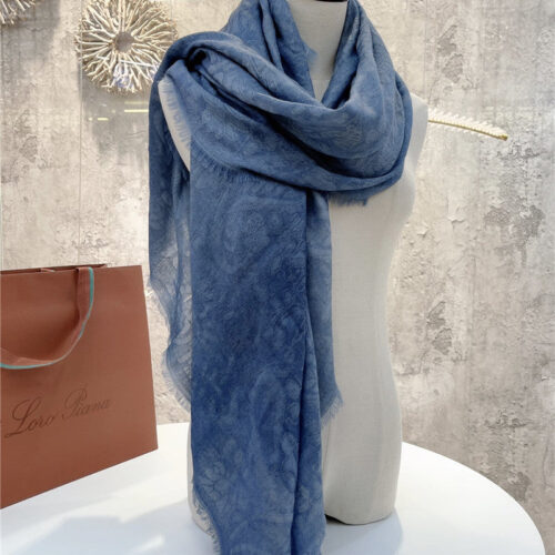High Quality Luxury Loro Piana Square Scarf – Style 26626 product detail