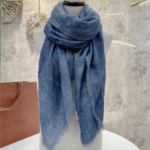 High Quality Luxury Loro Piana Square Scarf – Style 26626 alternate view
