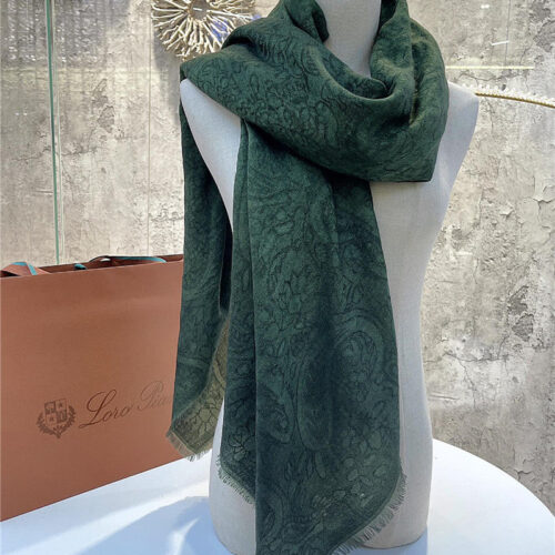 High Quality Luxury Loro Piana Square Scarf – Style 26630 product detail