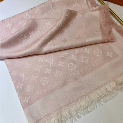 High Quality Luxury Louis Vuitton Monogram Jacquard Square Scarf product detail