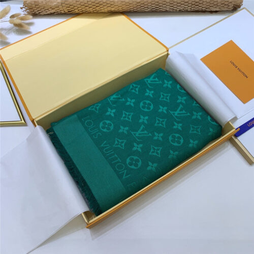 High Quality Luxury Louis Vuitton Monogram Shawl – Style 26663 product detail
