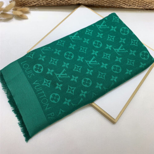 High Quality Luxury Louis Vuitton Monogram Shawl – Style 26663 product detail