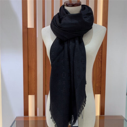 High Quality Luxury Louis Vuitton Monogram Shawl – Style 26665 product detail