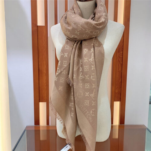 High Quality Luxury Louis Vuitton Monogram Shawl – Style 26669 product detail