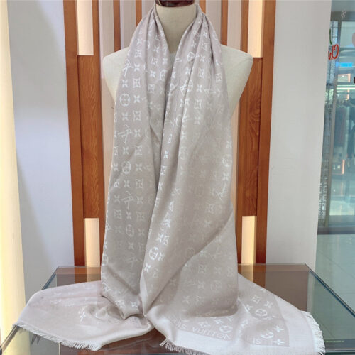 High Quality Luxury Louis Vuitton Monogram Shawl