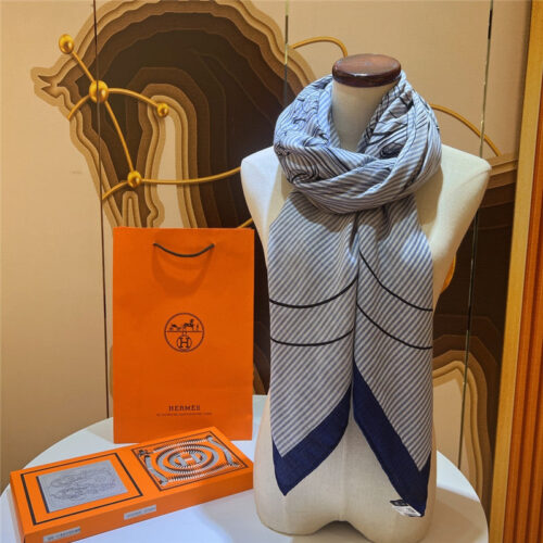 High Quality Luxury Hermes Reins Applique Pique” 140 Cm Shawl – Style 26242 alternate view