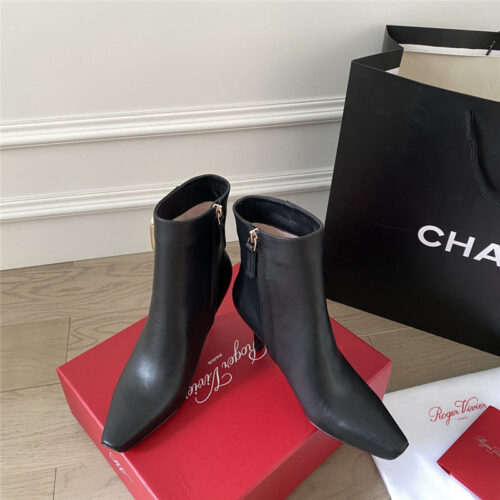 High Quality Luxury Roger Vivier New Stiletto Boots alternate view