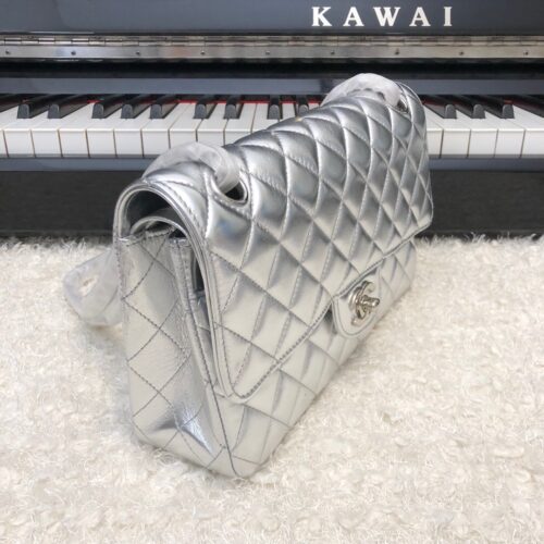 High Quality Luxury Chanel CF 25 Flip Bag alternate view
