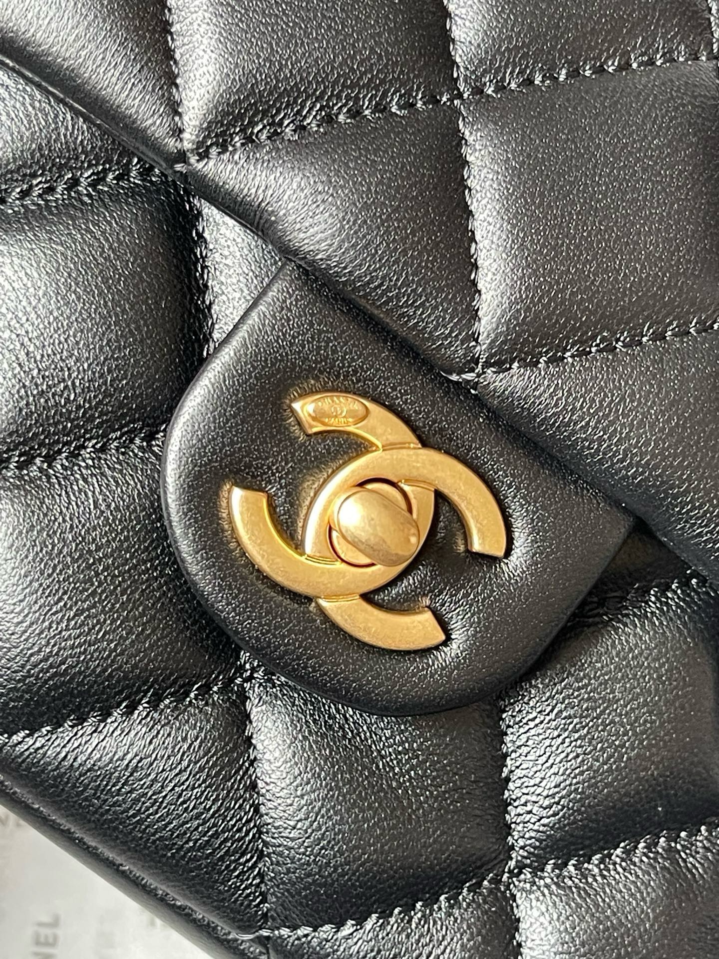 High Quality Luxury Chanel CF Handle Mini Bag product detail