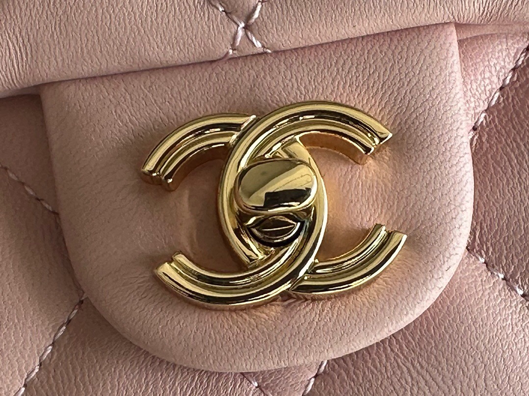 High Quality Luxury Chanel CF Handle Mini Bag – Style 47227 product detail