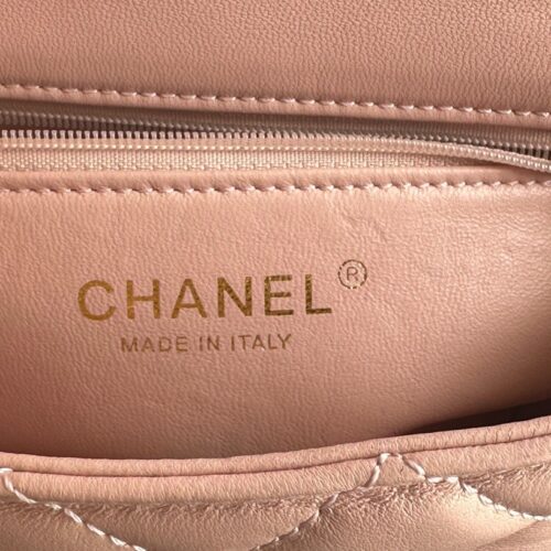 High Quality Luxury Chanel CF Handle Mini Bag – Style 47227 product detail