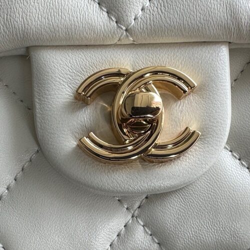 High Quality Luxury Chanel CF Handle Mini Bag – Style 47229 product detail