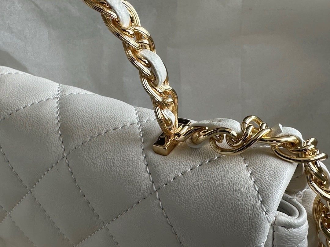 High Quality Luxury Chanel CF Handle Mini Bag – Style 47229 product detail