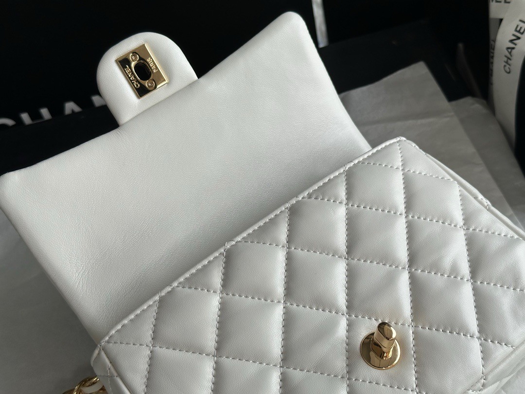 High Quality Luxury Chanel CF Handle Mini Bag – Style 47229 product detail