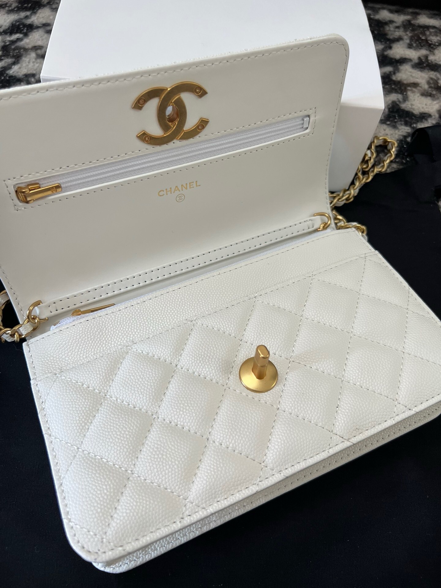 High Quality Luxury Chanel Chain Bag – Style 47269 product detail