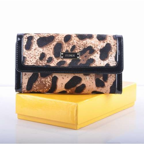 High Quality Luxury Fendi White Plum Blossom Pattern Horsehair Leather Long Wallet