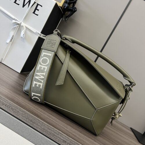 loewe Puzzle Edge Bag product photo 1