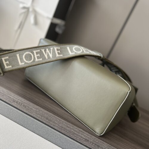 loewe Puzzle Edge Bag product photo 4