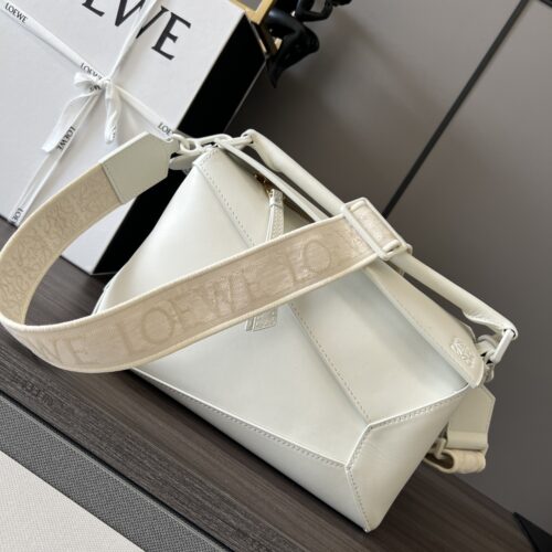 loewe Puzzle Edge Bag product photo 1