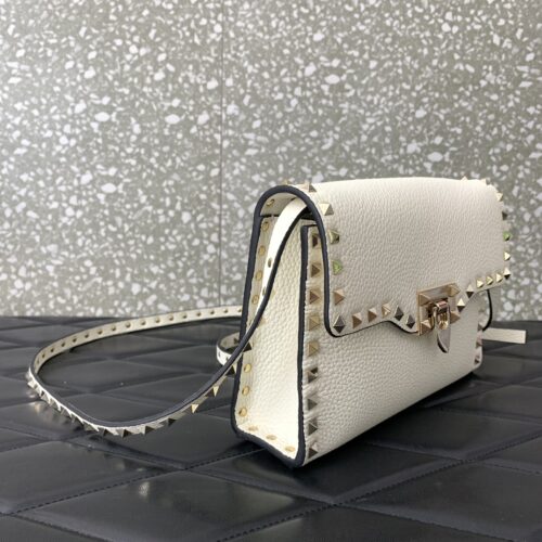 High Quality Luxury Valentino Garavani Rockstud Bag – Style 40981 product detail