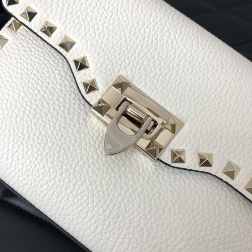 High Quality Luxury Valentino Garavani Rockstud Bag – Style 40981 product detail